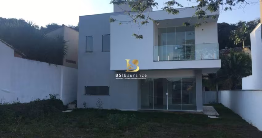 Casa com 3 quartos à venda na José Cortes Júnior, 317, Itaipu, Niterói