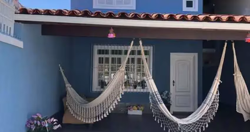 Casa com 3 quartos à venda na Rua Ferdinando Ognibeni, 78, Maravista, Niterói