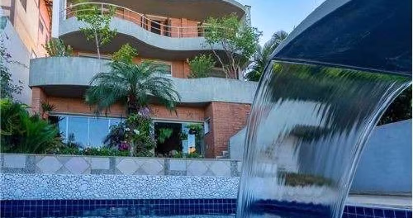 Casa tipo para venda com 4 quartos, sendo 2 suítes, 435m²