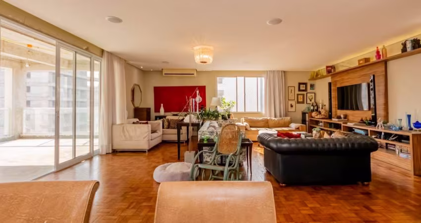 Apartamento tipo para venda com 3 quartos, sendo 3 suítes, 323m²