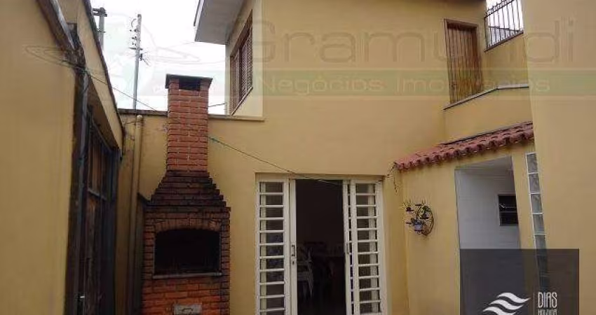 REF: SO0313 Sobrado de 200m² com 4 dorm 1 suite  3 vagas  próx. ao Metro Sacomã!