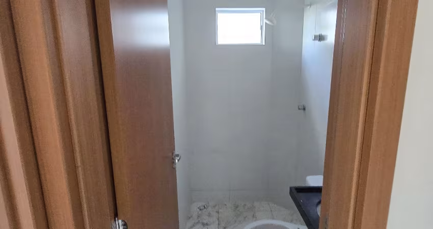 Apartamento no Bairro do Cuiá, 3° andar, com varanda, área de lazer. Próximo as praias do litoral Sul.