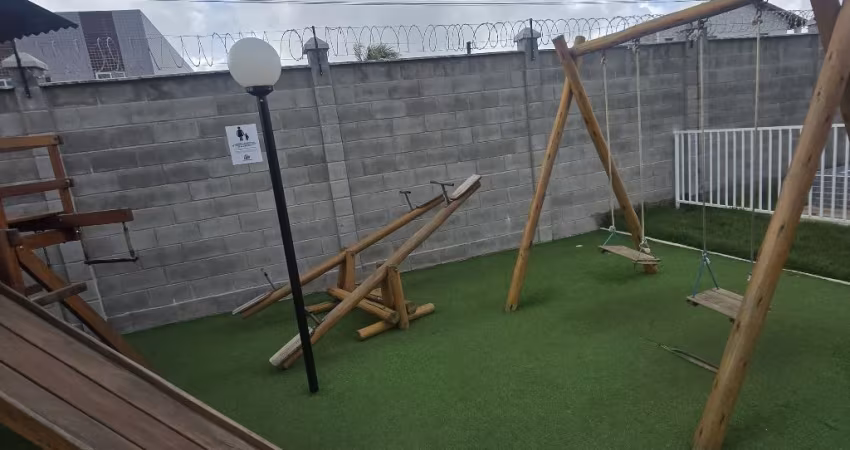 Apartamento no Bairro do João Paulo II, térreo com varanda, área de lazer completa, playground, academia e salão de festas