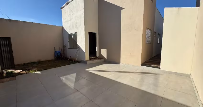 Casa com 3 quartos à venda na Rua do Poeta, Jardim das Palmeiras, Uberlândia