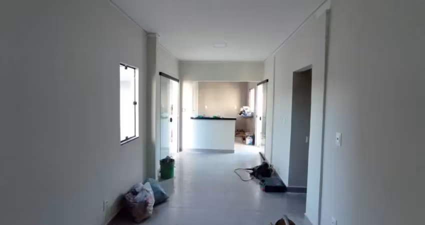 Casa com 3 quartos à venda na Rua Serra dos Apiacás, São Jorge, Uberlândia