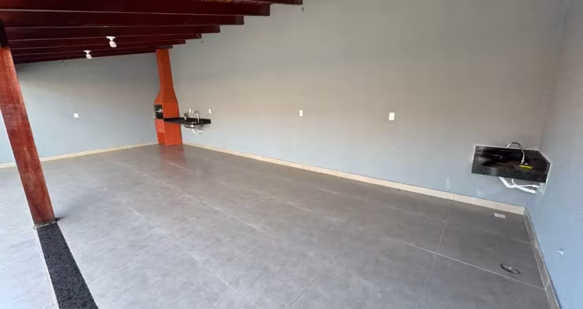Casa com 3 quartos à venda na Avenida Serra do Mar, São Jorge, Uberlândia