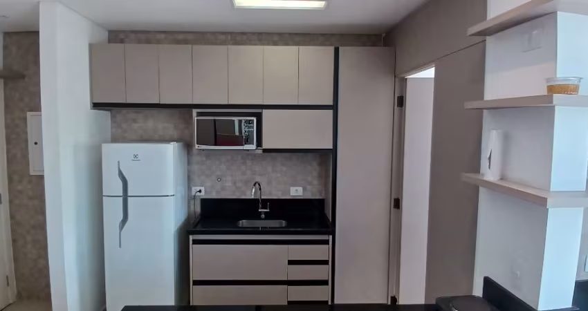 Lindo loft a venda na praça do Habibis