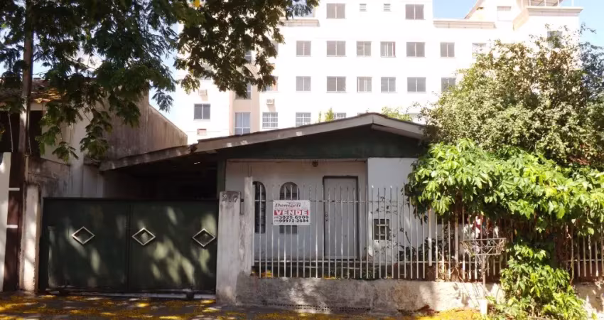 Vende-se excelente 1/2 terreno vila esperança ao lado da u.e.m e à 2 quadras da av. morangueira