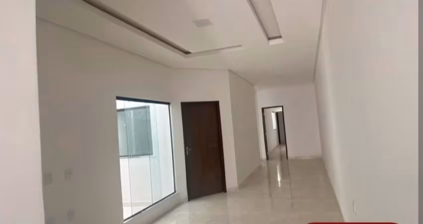 Bela Casa no Bairro Antônio Conselheiro, Juazeiro - Ba.