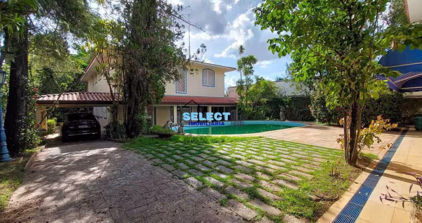 Casa comercial de luxo em Campinas-SP, Jardim das Paineiras: 9 quartos, 5 suites, 12 salas, 10 banheiros, 8 vagas de garagem.