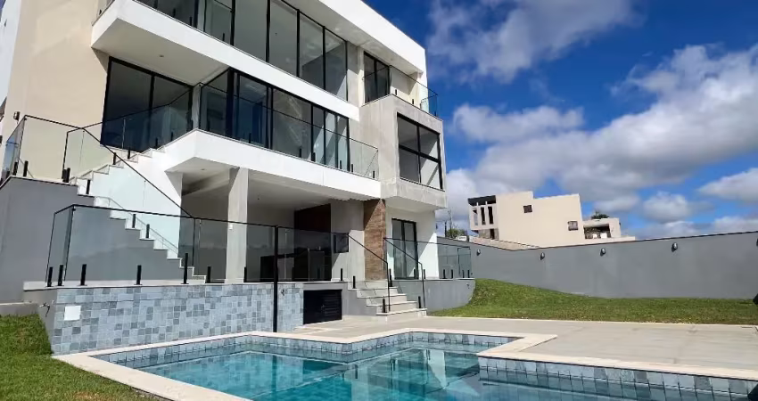 Casa à venda no Alphaville – Juiz de Fora/MG | 385m²   4 Quartos | 3 Suítes | 5 Banheiros | 2 Vagas