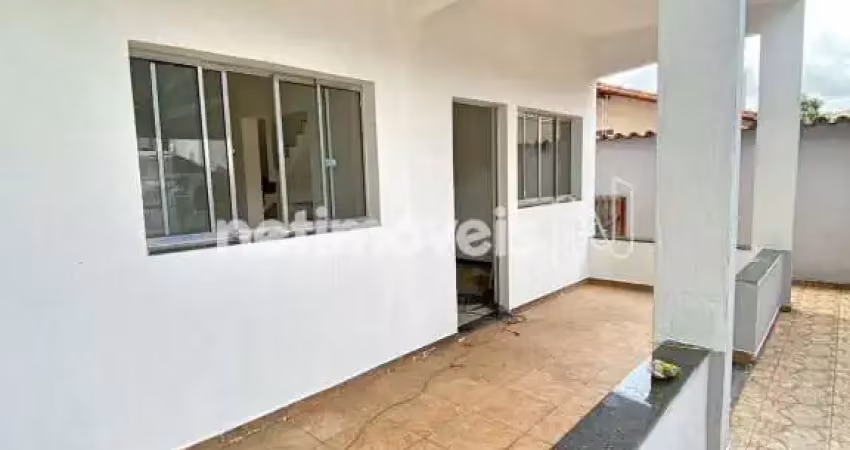 Casa com 4 quartos para alugar na Rua dos Trapistas, Planalto, Belo Horizonte
