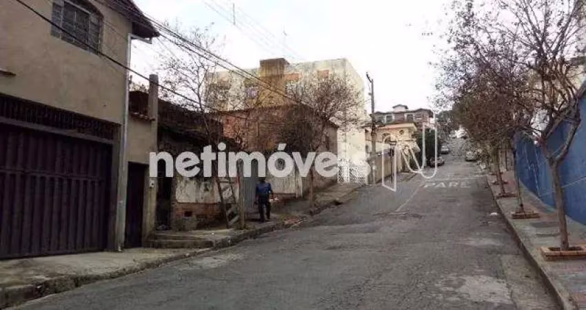 Terreno à venda na Rua Maria Martins Guimarães, Sagrada Família, Belo Horizonte