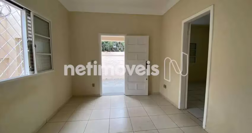 Casa comercial com 4 salas para alugar na Rua Rio Claro, Prado, Belo Horizonte
