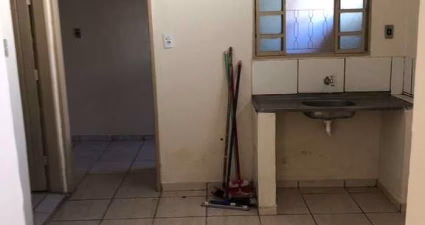 Casa com 2 dormitórios para locação,68.00 m , Saraiva, UBERLANDIA - MG