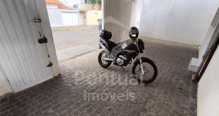 Casa com 3 dormitórios para locação bairro brasil, UBERLANDIA - MG