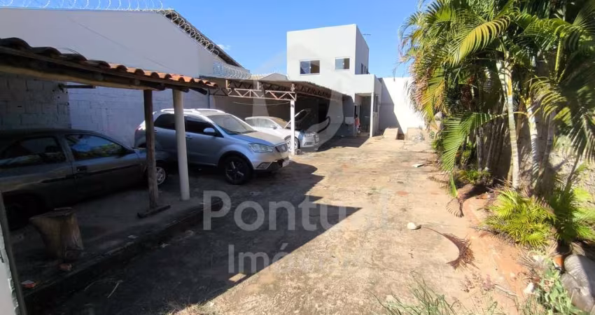 Apartamento 2 Dormitorios com espaço para Lava Jato - Jardim Europa