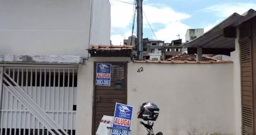 Casa com 2 quartos para alugar na Rua Maria Nadi Rodini, Parada Inglesa, São Paulo