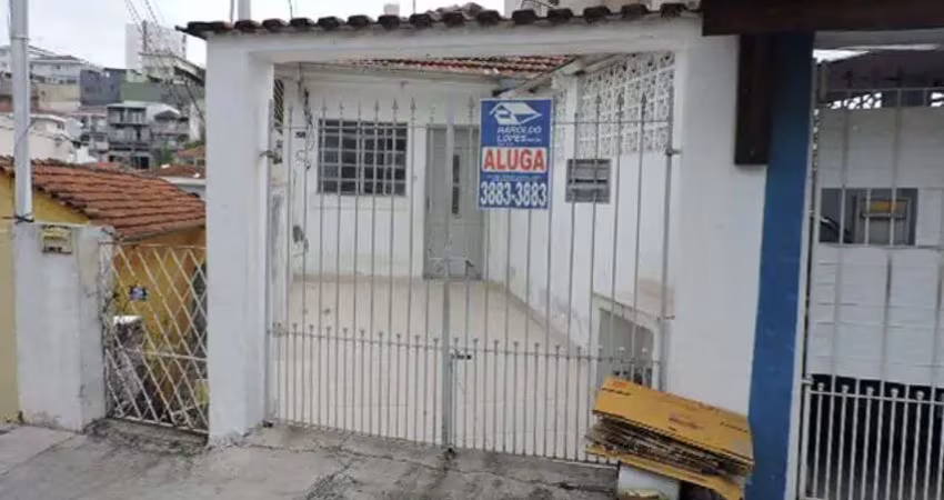 Casa com 2 quartos para alugar na Rua Capitão Sérvio Rodrigues Caldas, Parada Inglesa, São Paulo