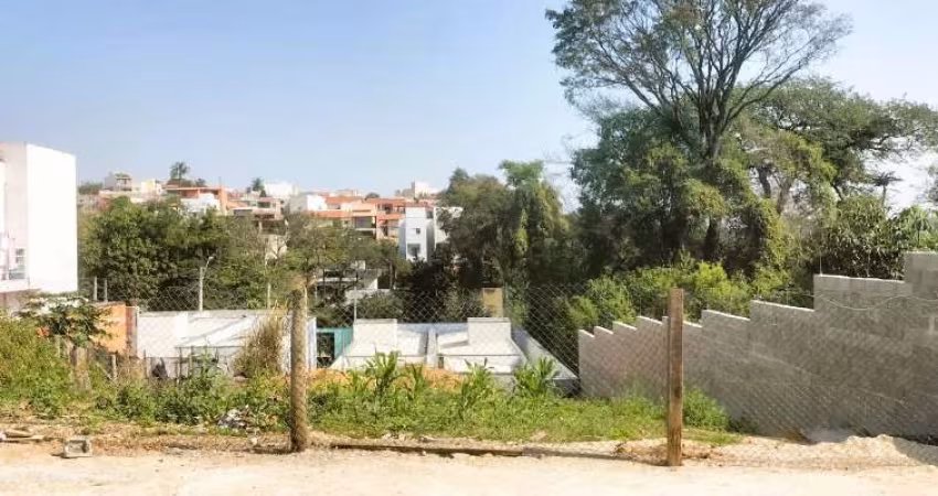 TERRENO À VENDA NO JARDIM MORUMBI