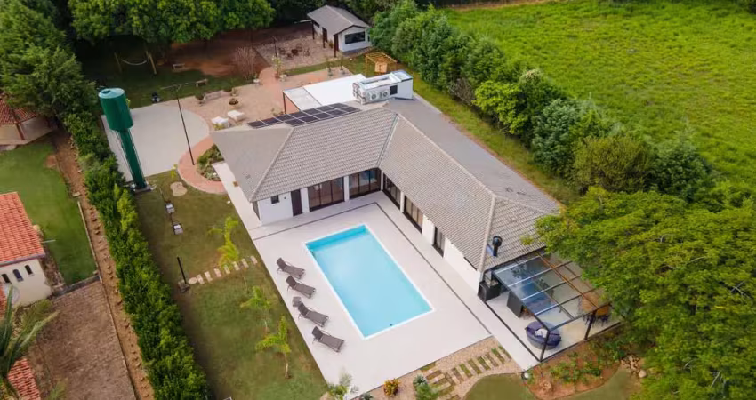 Chácara de luxo em condomínio: 4 quartos, 4 suítes, 3 salas, 1 banheiro, 8 vagas e 355m² em indaiatuba-sp colinas do mosteiro