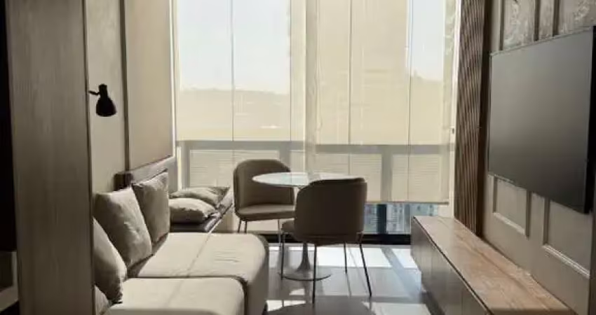 Apartamento à venda na vila olímpia, são paulo-sp: 1 quarto, 2 salas, 1 banheiro, 1 vaga e 31m² de área!