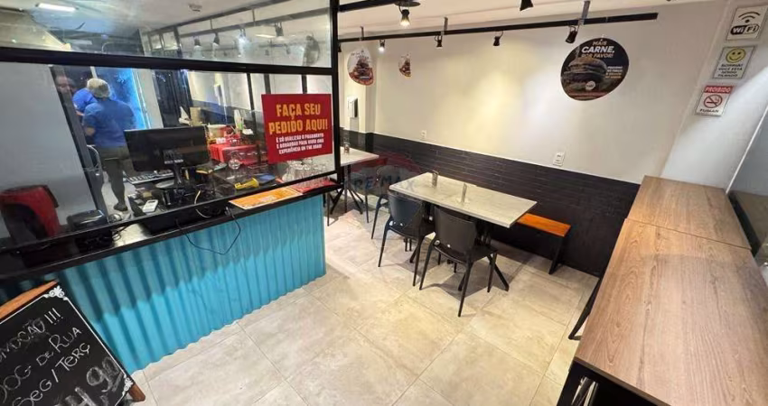 Passo Ponto | Hot Dog + Hamburgueria, com 13 anos de funcionamento