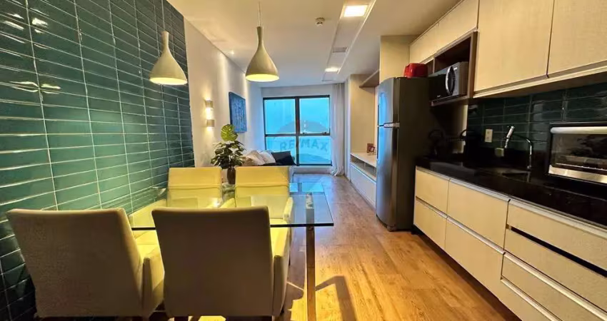 Vendo Flat beira mar | 51 m², totalmente reformado e mobiliado em Boa Viagem