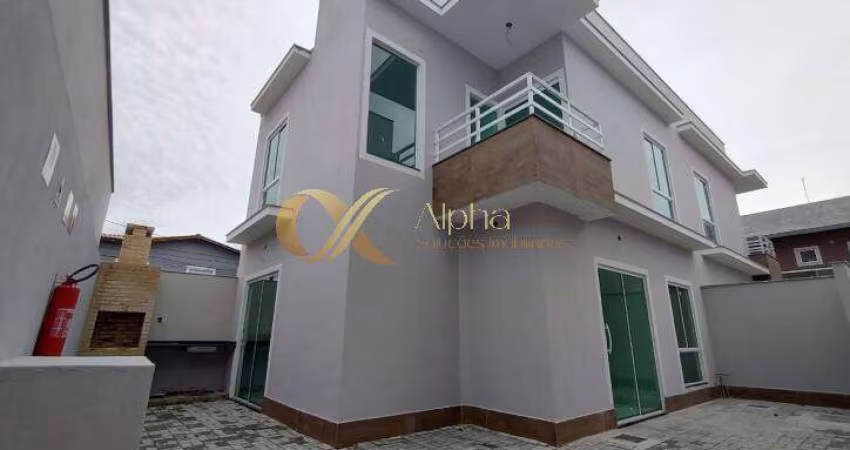 Casa Dúplex de 3 quartos a venda no Peró, Cabo Frio - RJ.