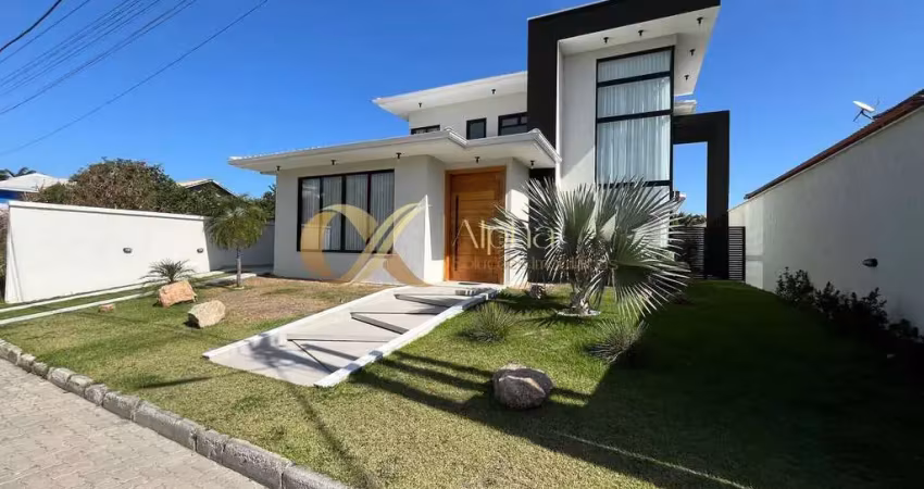 Casa de alto padrão à venda com 4 suítes, caravelas, armação dos búzios/rj