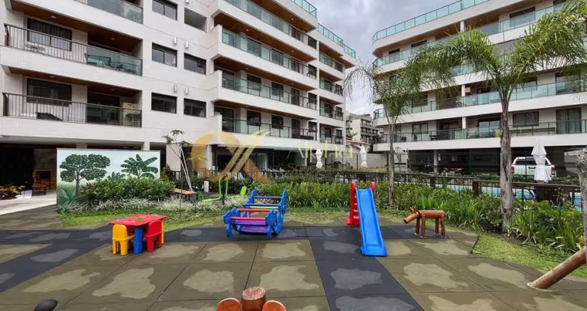 Cobertura nova na quadra da praia em cabo frio - rj.