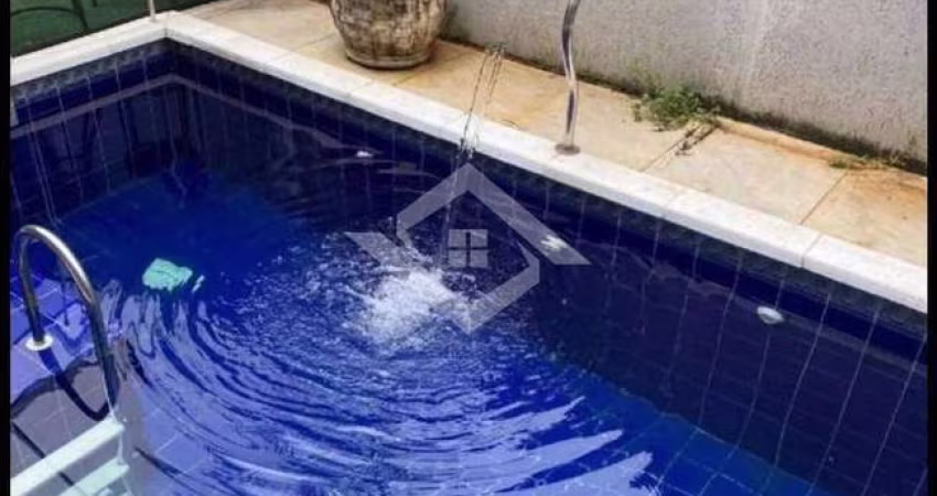 CASA TRIPLEX COM 300M2 EM CONDOMÍNIO FECHADO TAQUARA MUITO BOM GOSTO