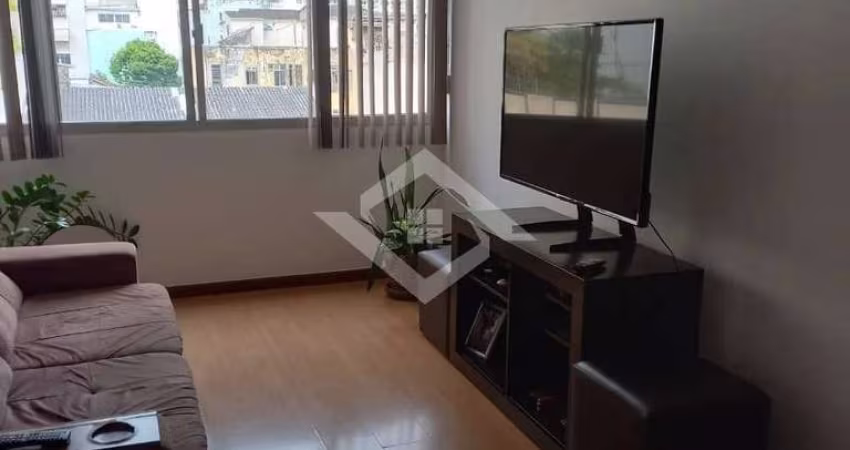 Apartamento Arejado de 152m² em Icaraí; 3 Quartos com Suíte