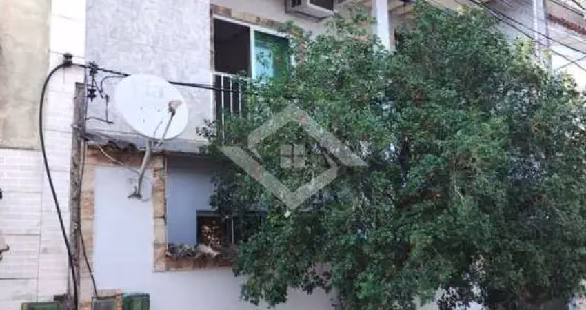 Casa Duplex 3 Quartos, Suíte e 2 Vagas – Comendador Soares