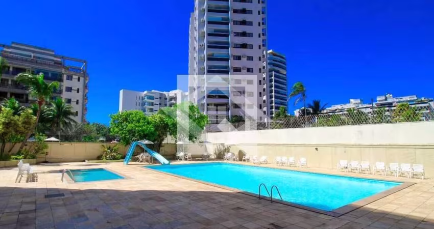 Apartamento de 2 Quartos com Suíte na Barra da Tijuca – Conforto e Lazer