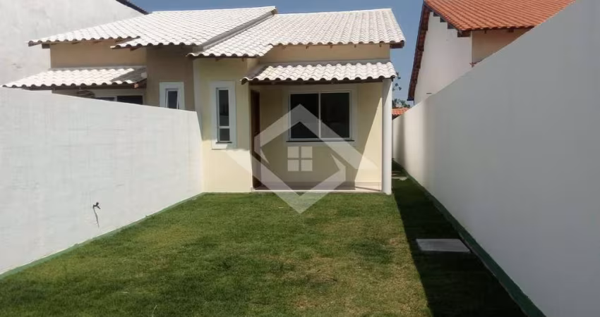 Casa com suíte na pedra de guaratiba
