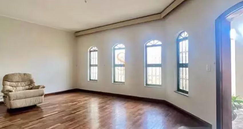 Casa à venda - São José, Franca/SP