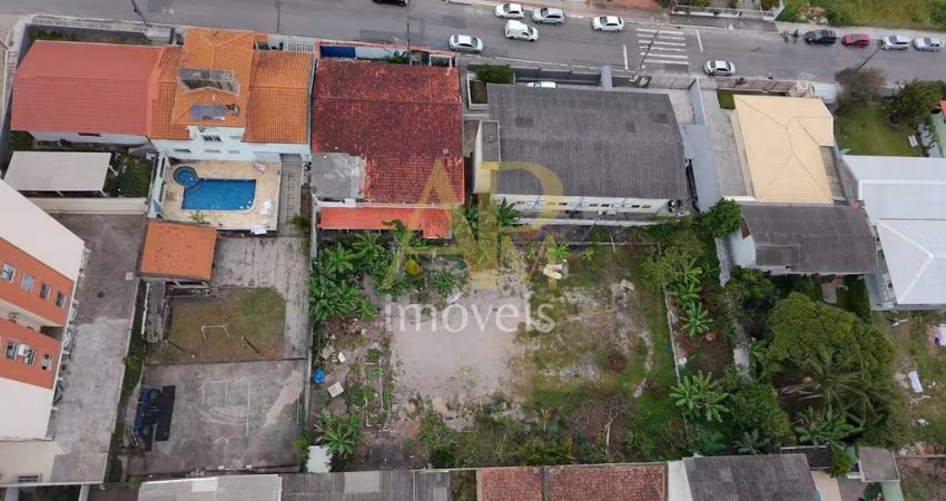 Terreno à venda- 1650m² viabilidade 12 pavimentos/ bairro Ipiranga/ SJ