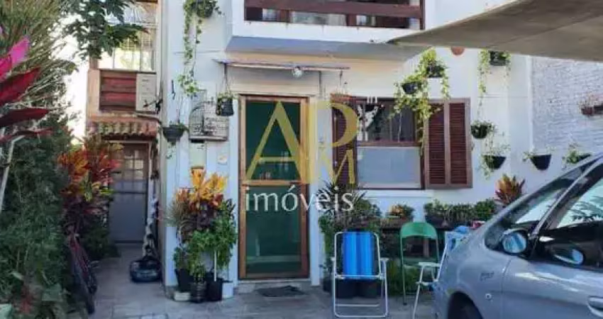 Sobrado a venda com 3 dormitórios + home office na barra do aririu/ palhoça