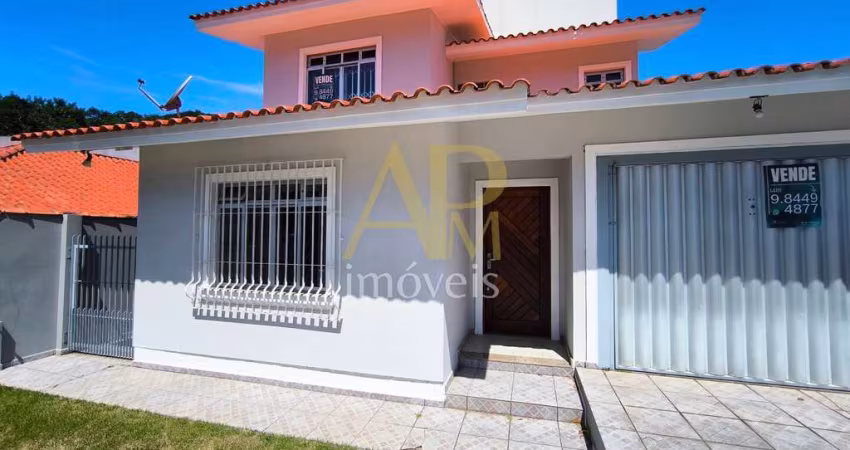 Ampla casa à venda com 3 dormitórios (1 suíte) + home office / Estreito