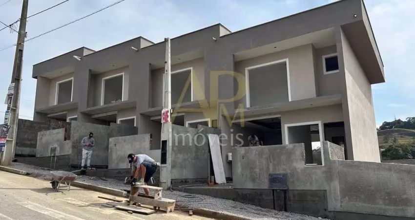 Sobrado na nova são josé: 2 suítes, terreno e spa- custas inclusas