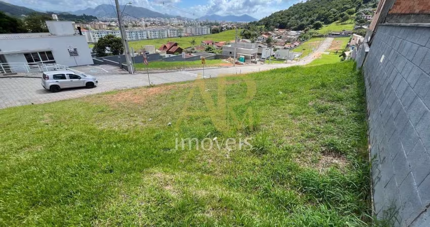 Terreno à venda: 150m² no loteamento Costa Azul em Biguaçu/ Diferenciado!!