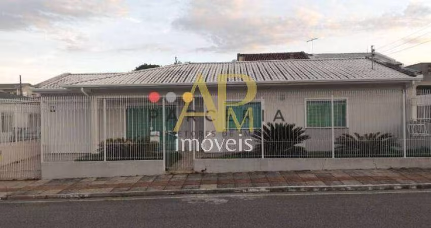 Casa à venda 3 dormitórios, sendo 1 suíte no Bairro Ipiranga/ São José