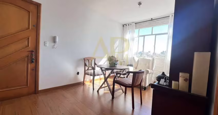 Apartamento à venda com 03 dorm (1 suíte) e vaga coberta no estreito