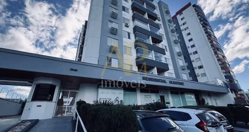 Apartamento à venda com 3 dormitório (sendo 1 suíte) no centro da palhoça