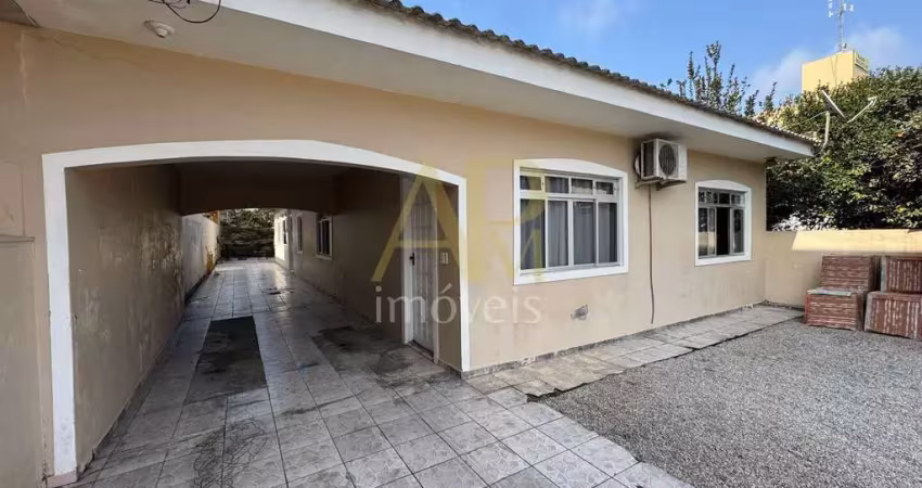 Casa térrea à venda sozinha no terreno na praia joão rosa/ biguaçu