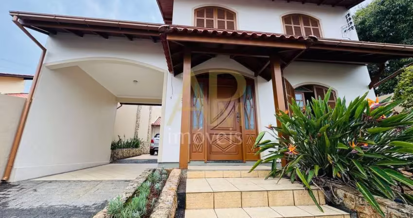 Casa à venda: 06 dorm (01 suíte com hidromassagem) e piscina- novo estreito