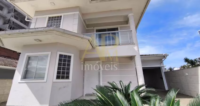 Linda casa mobiliada à venda: 3 dorm (1 suíte)+ escritório/ praia joão rosa
