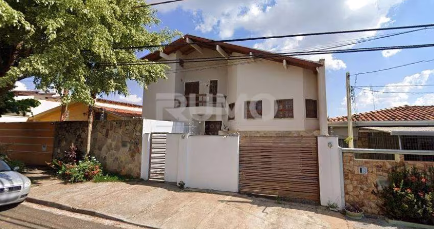 Casa com 5 quartos à venda na Rua Sampaio Vidal, 531, Jardim Chapadão, Campinas