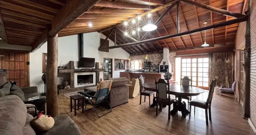 Casa em Cidade Jardim, São José dos Pinhais/PR